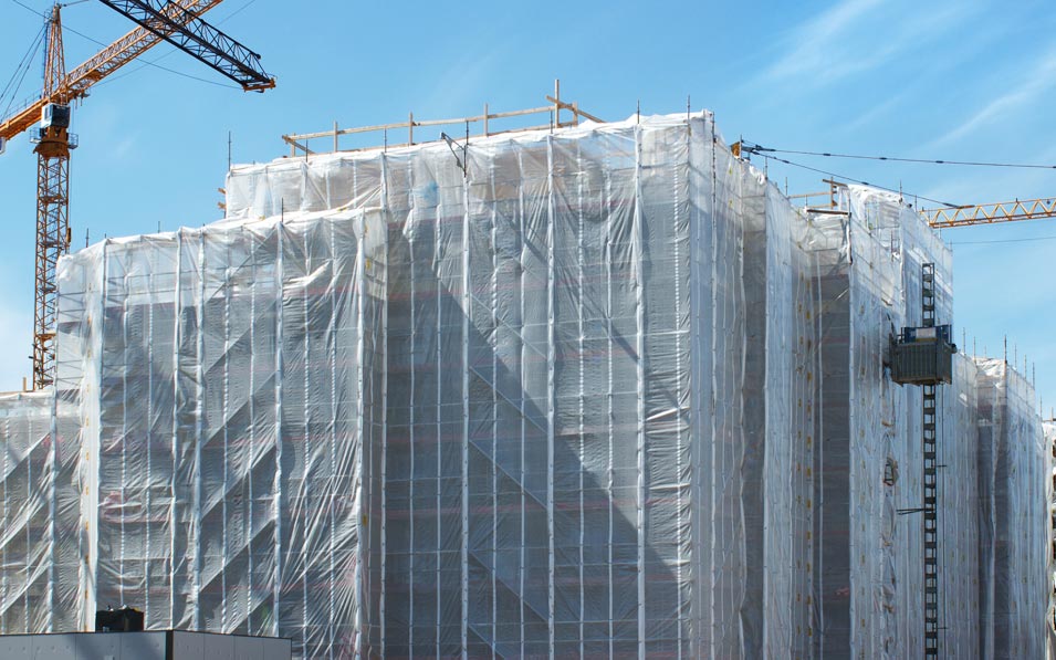 Reinforced poly sheeting for construction | Plastic sheeting & Polythylene for Builders & Contractors